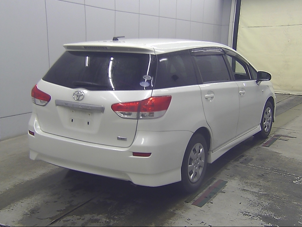 TOYOTA WISH