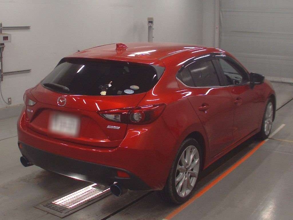 MAZDA AXELA