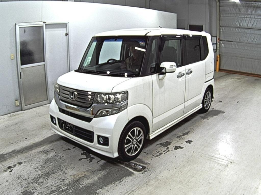 HONDA N-BOX