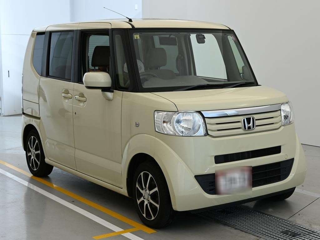 HONDA N-BOX