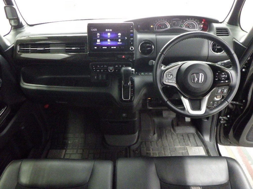 HONDA N-BOX