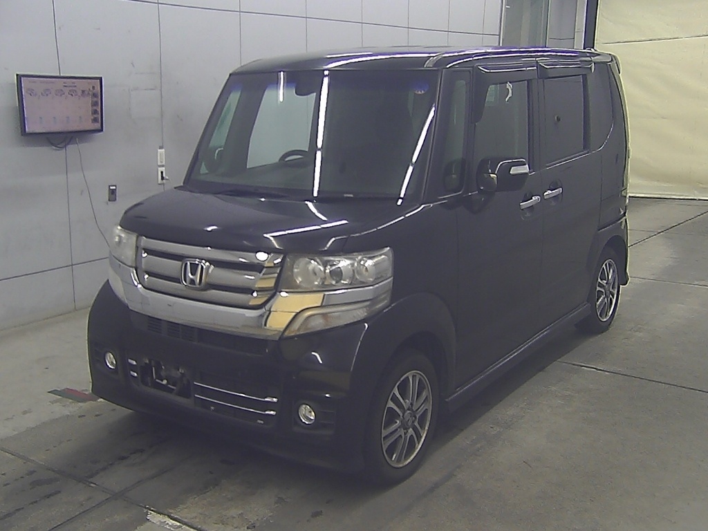 HONDA N-BOX