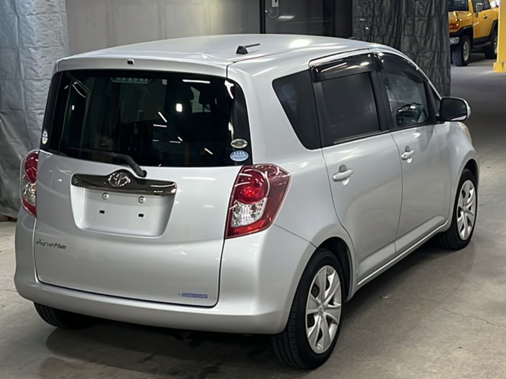 TOYOTA RACTIS