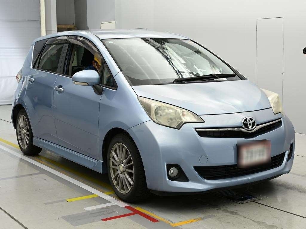 TOYOTA RACTIS