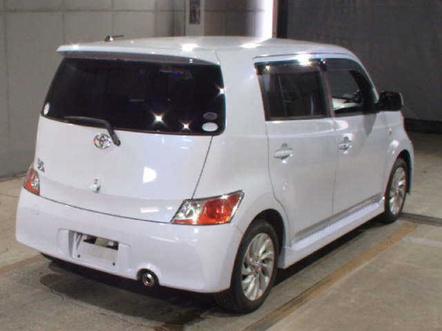 TOYOTA BB