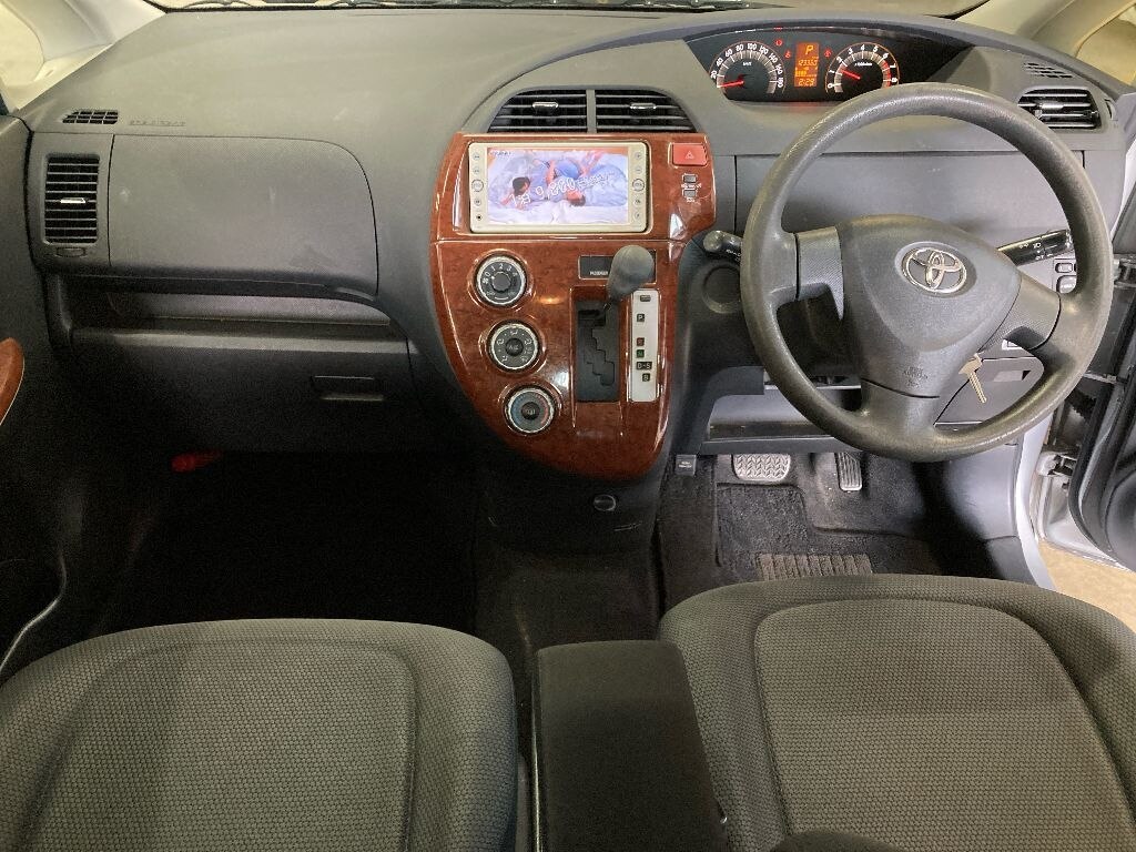 TOYOTA RACTIS