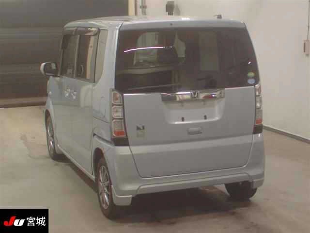 HONDA N-BOX