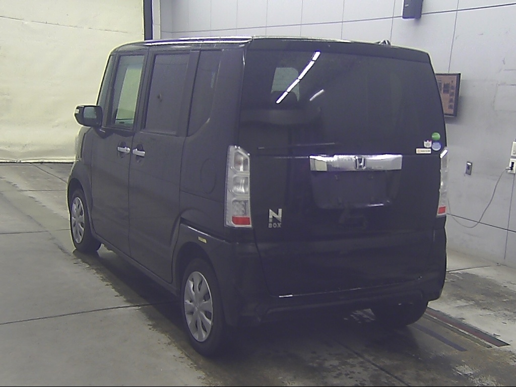 HONDA N-BOX