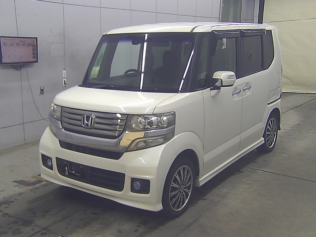 HONDA N-BOX