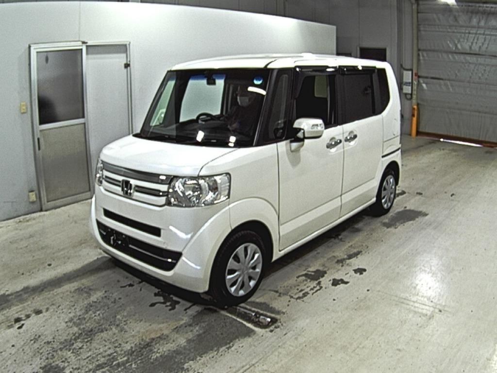HONDA N-BOX