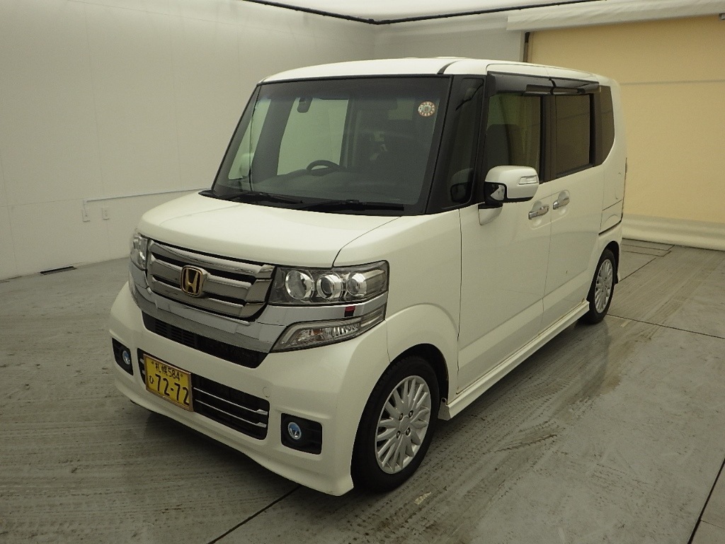 HONDA N-BOX