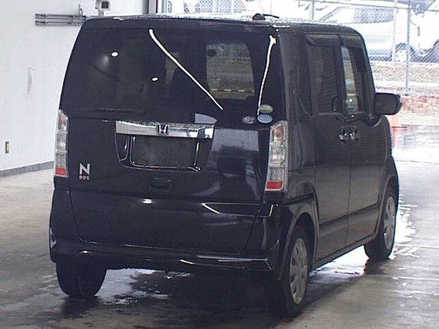 HONDA N-BOX