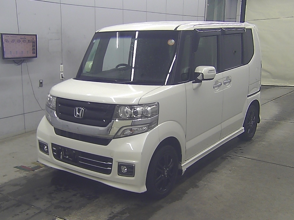 HONDA N-BOX