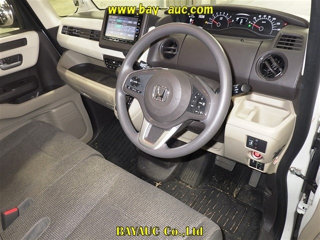 HONDA N-BOX