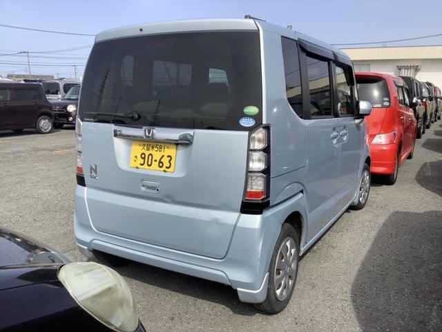 HONDA N-BOX