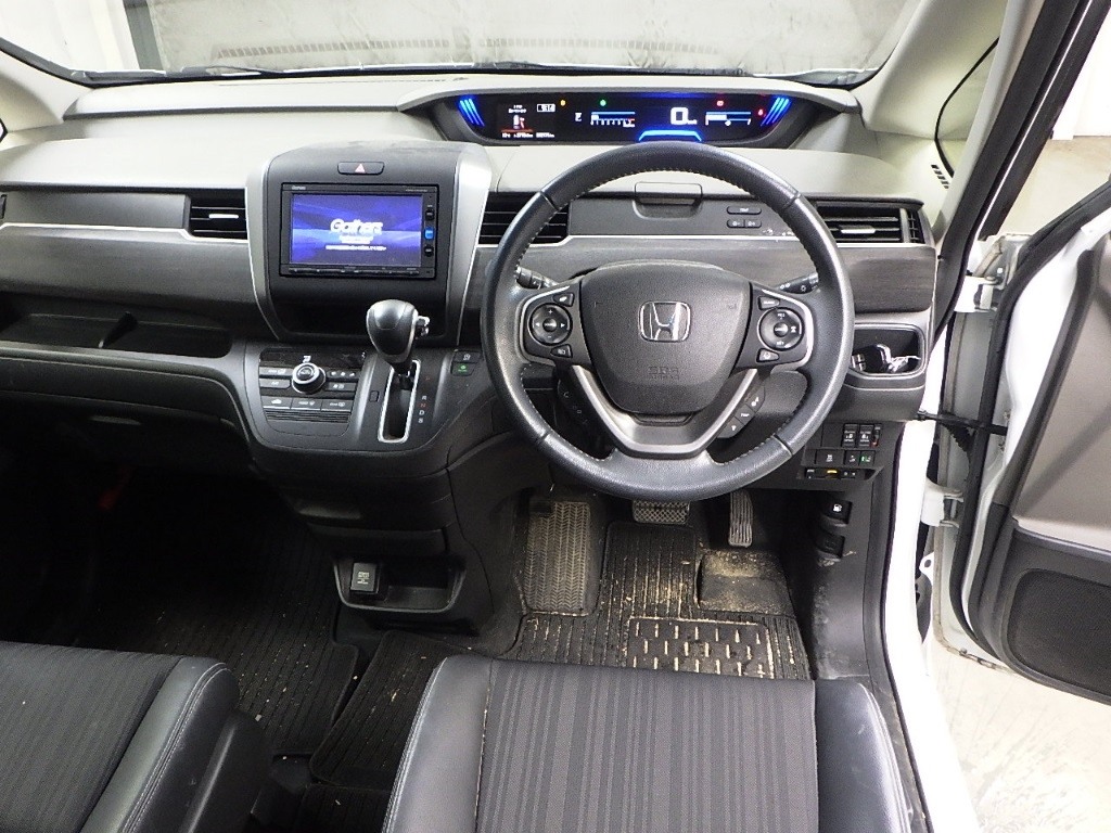 HONDA FREED+